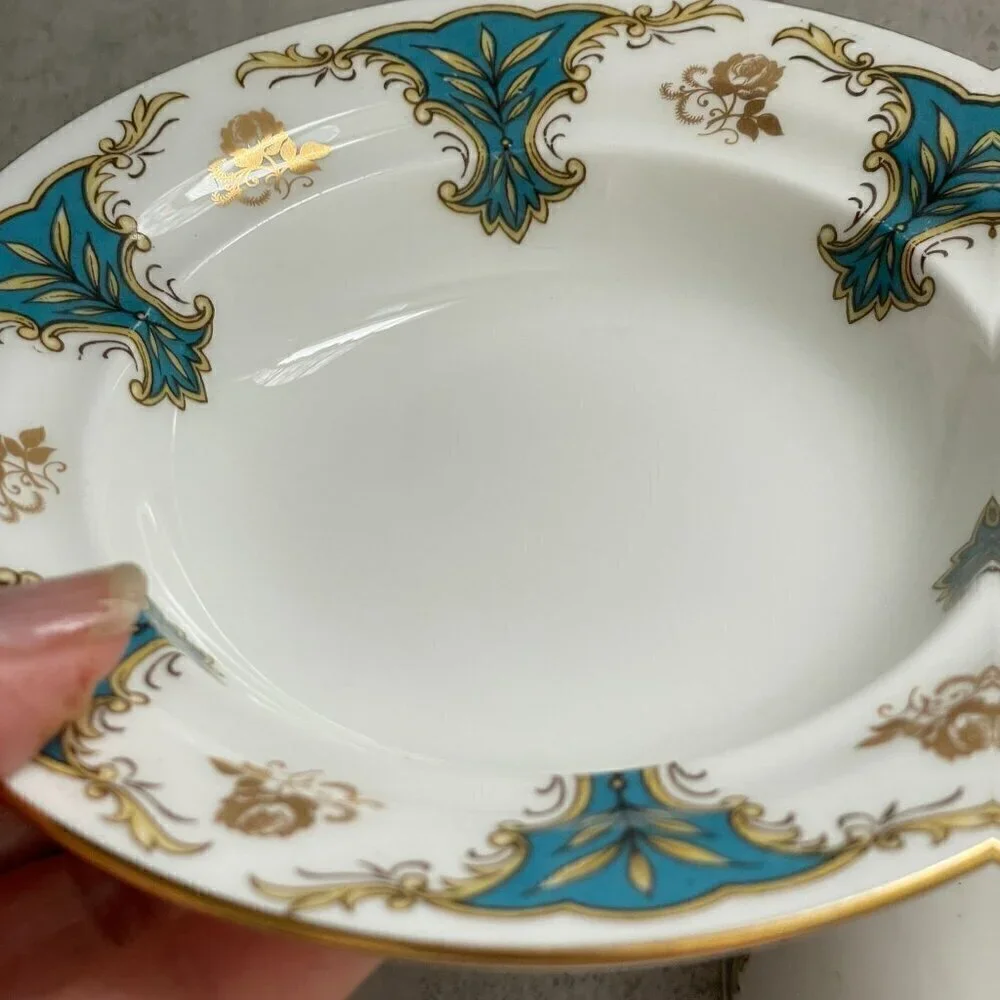 Vintage Crown Staffordshire Marlborough Covered Butter Cheese Serving Dish RARE